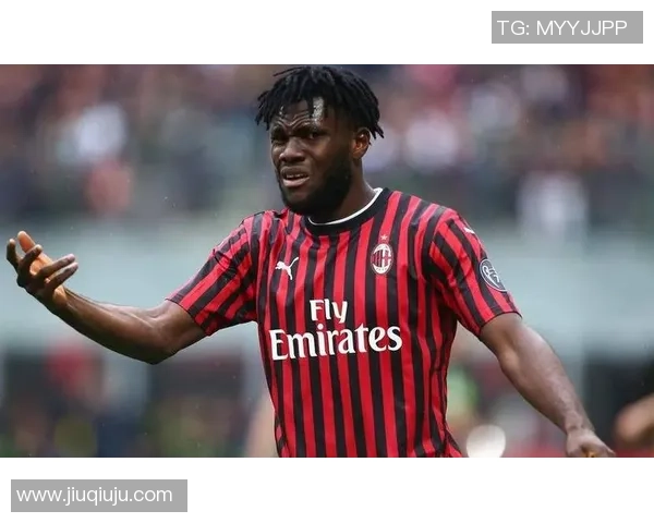 昔日足坛巨星沦为街头乞讨者人生悲歌反思名利与荣耀的真谛 昔日足坛巨星沦为街头乞讨者人生悲歌反思名利与荣耀的真谛