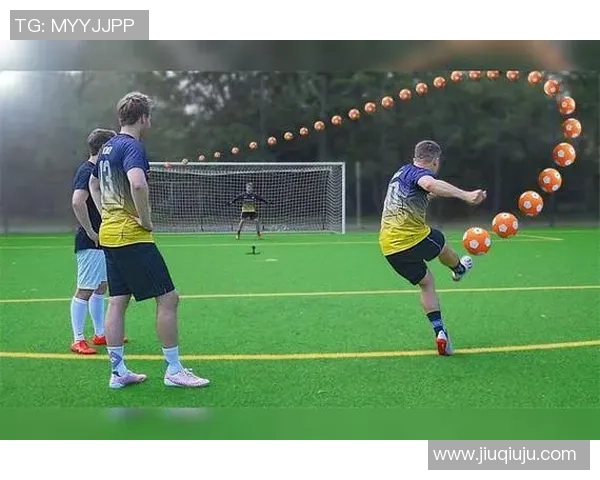 足球球星惊艳技艺解析:香蕉球的神奇轨迹与精湛技巧揭秘