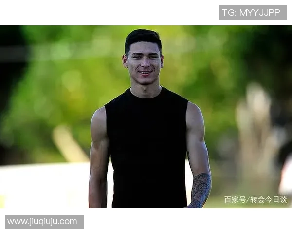 球星同款帅气足球短发造型推荐展现运动魅力与时尚风格 球星同款帅气足球短发造型推荐展现运动魅力与时尚风格